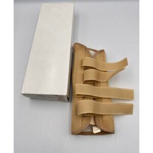 PSS Soft Contoured Wrist Support Brace #87005 Designed for Right Hand Size M